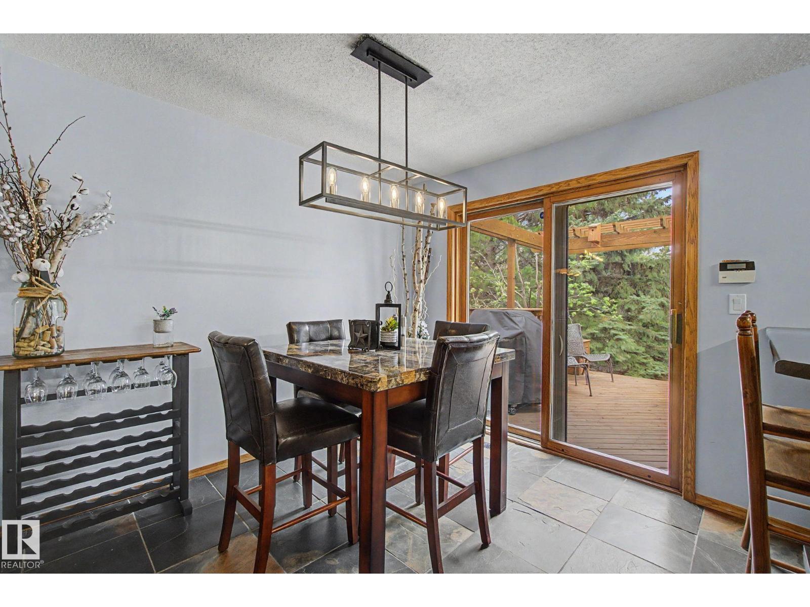 1 FIELDSTONE DR - 16