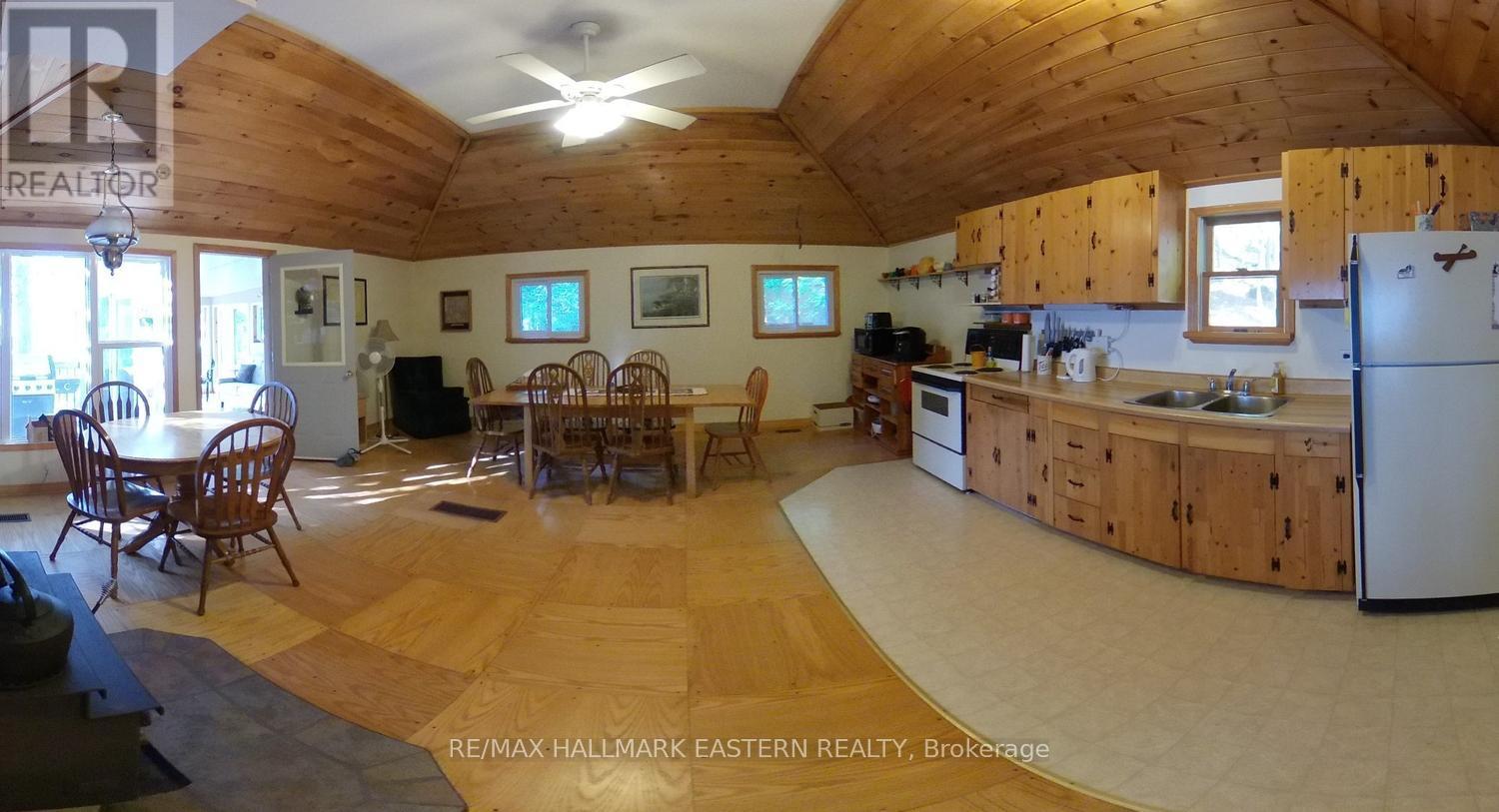 348 ROUND LAKE ROAD - 18