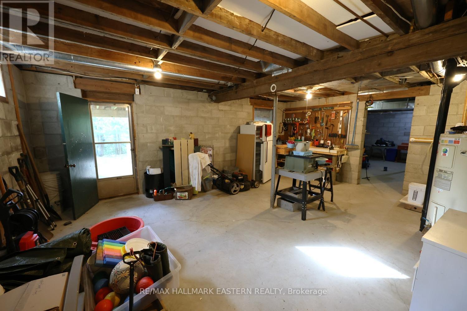 348 ROUND LAKE ROAD - 28