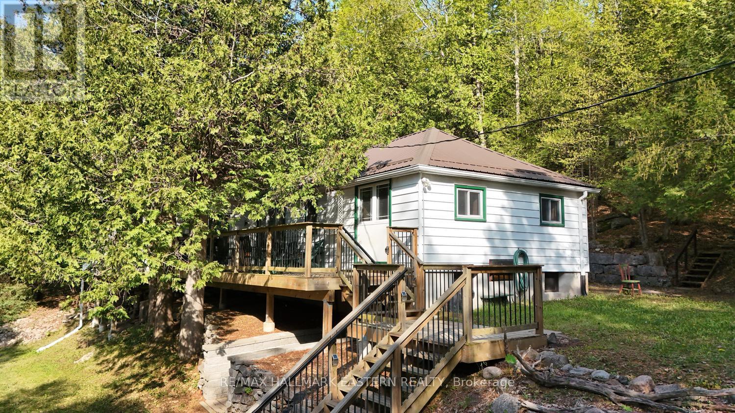 348 ROUND LAKE ROAD - 34