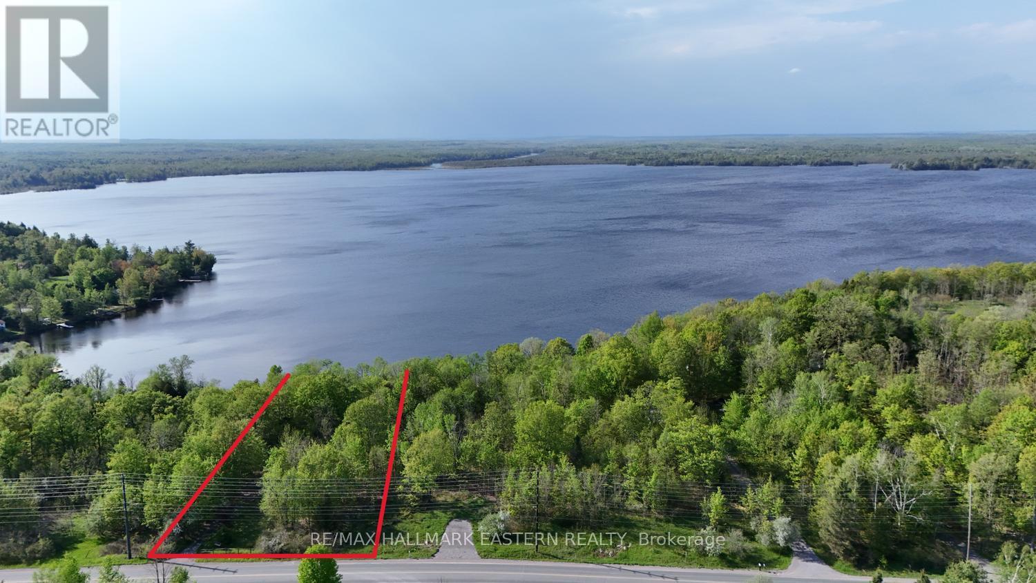 348 ROUND LAKE ROAD - 37