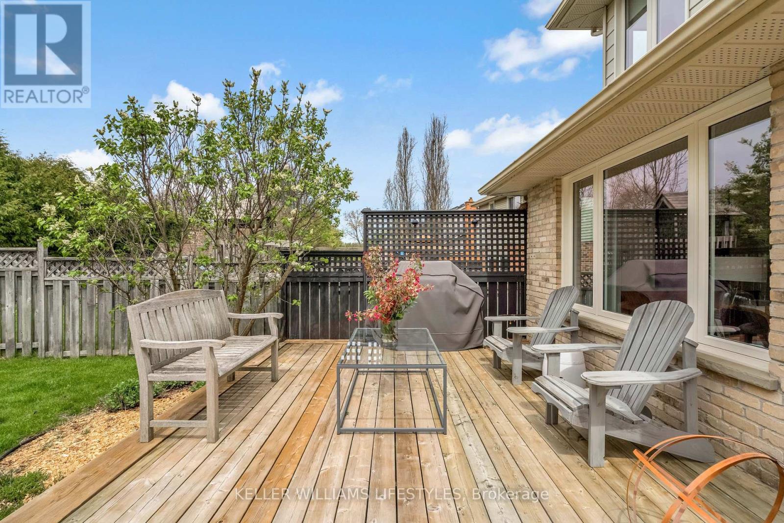 39 SUMMERDALE CRESCENT - 45