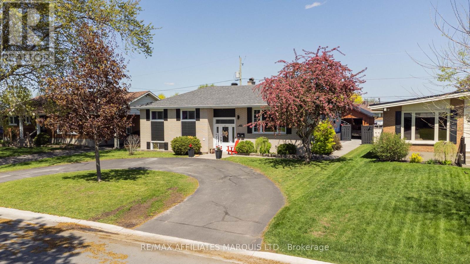 420 BEACH AVENUE - 1