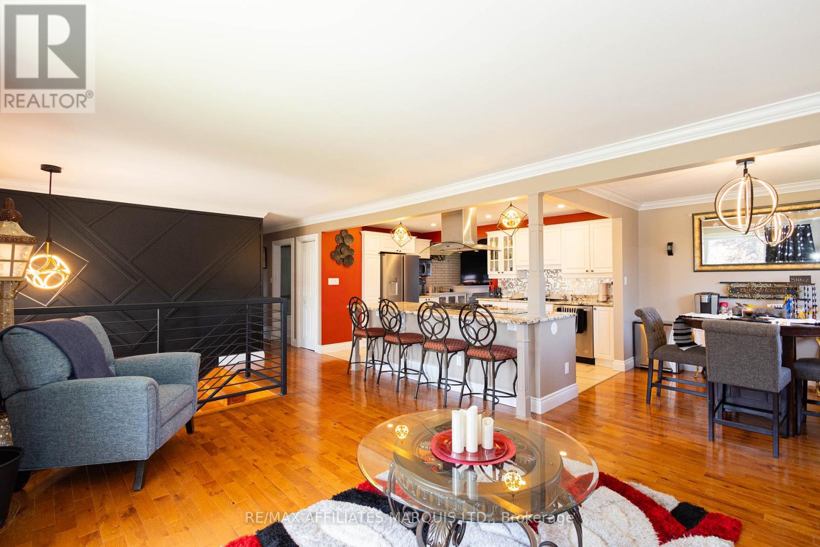 420 BEACH AVENUE - 16