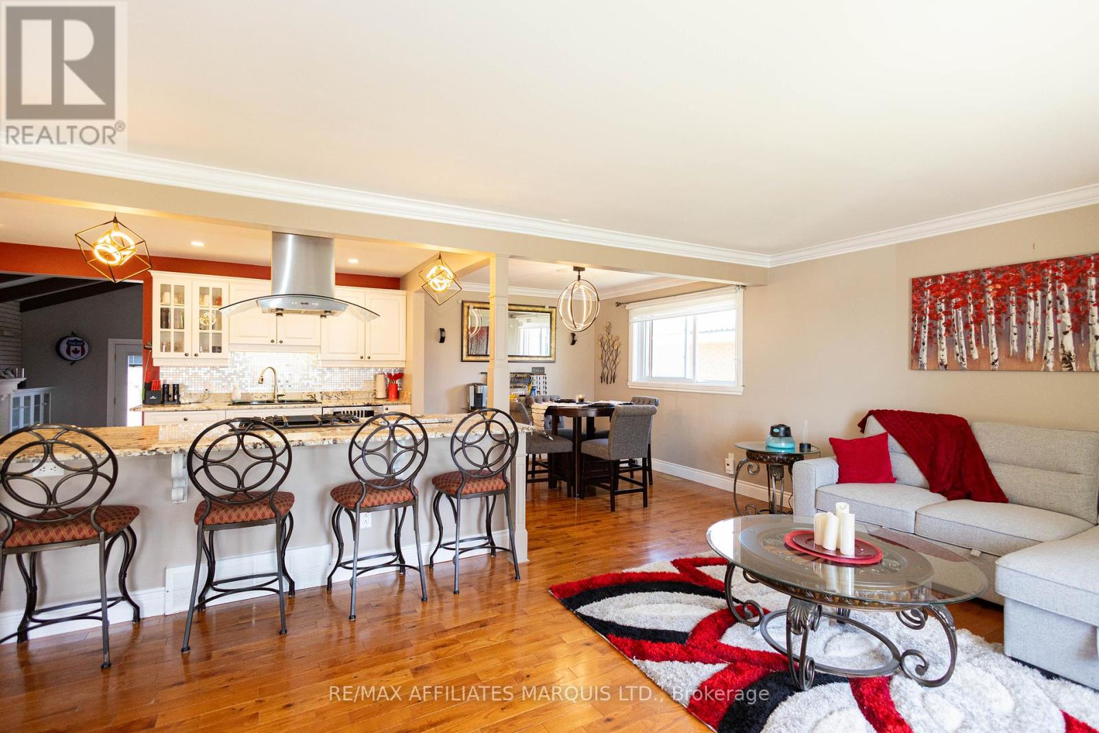 420 BEACH AVENUE - 18