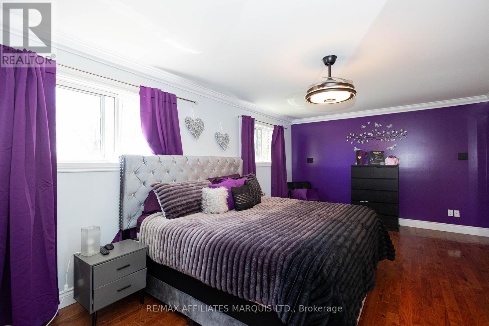 420 BEACH AVENUE - 24