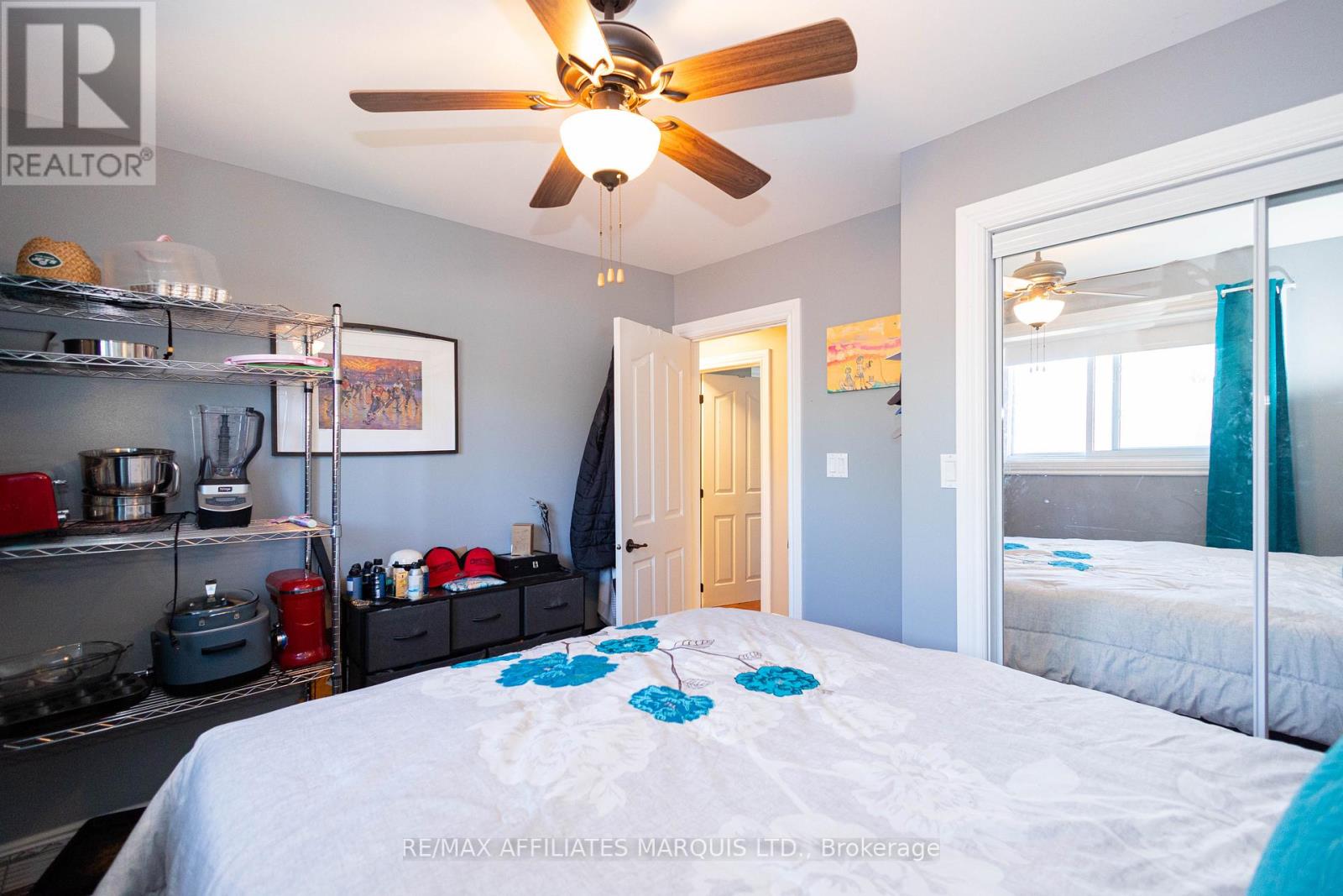 420 BEACH AVENUE - 27