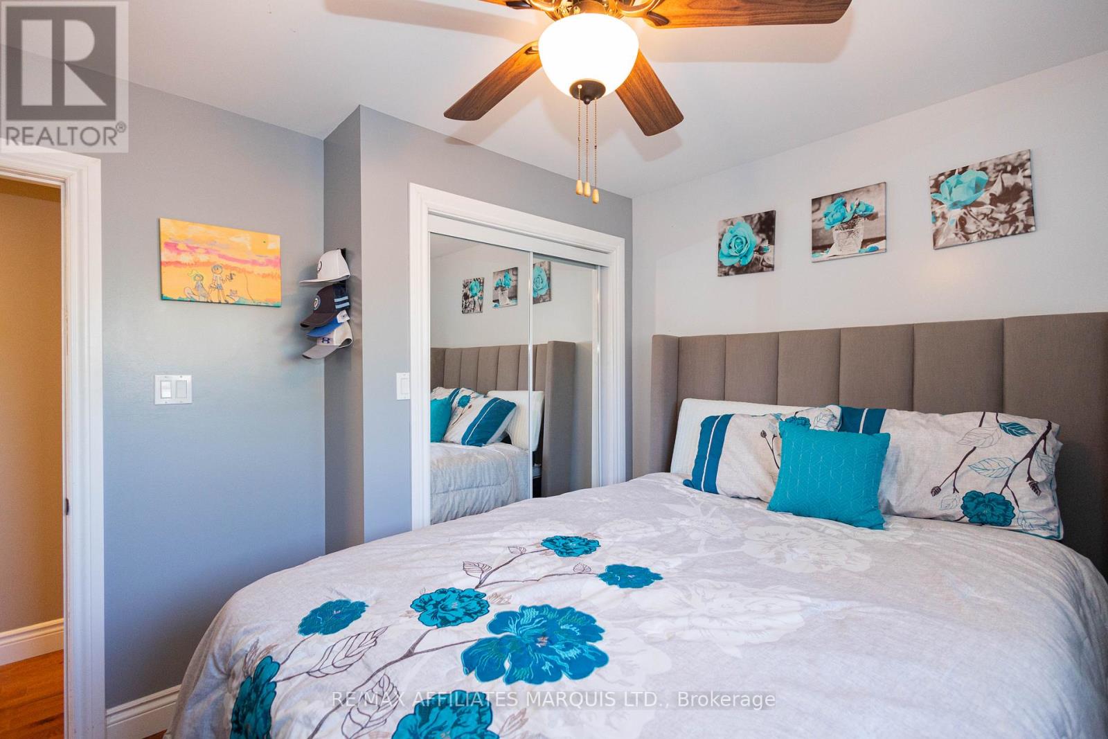 420 BEACH AVENUE - 28
