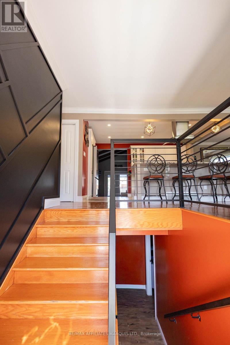 420 BEACH AVENUE - 36
