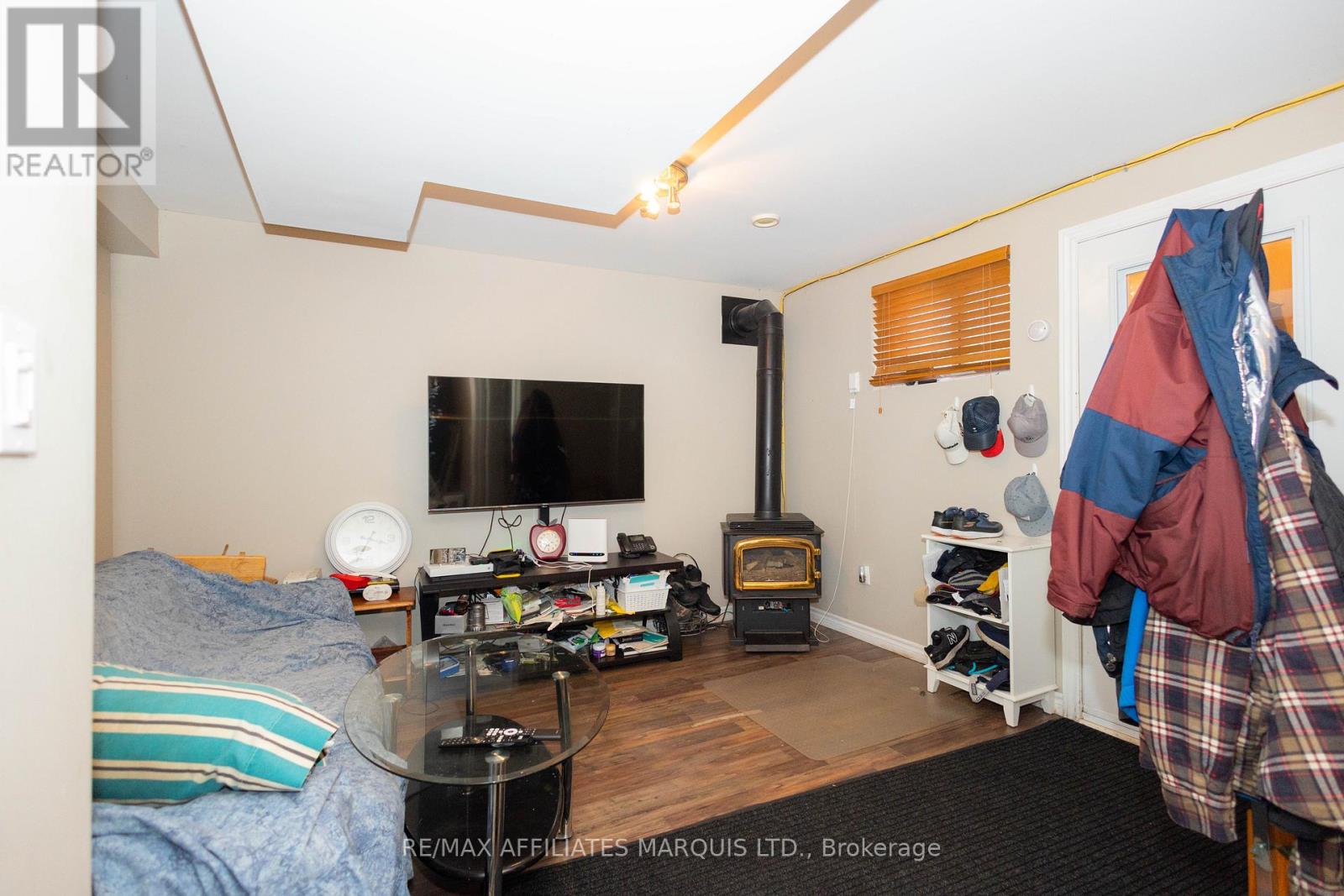 420 BEACH AVENUE - 41