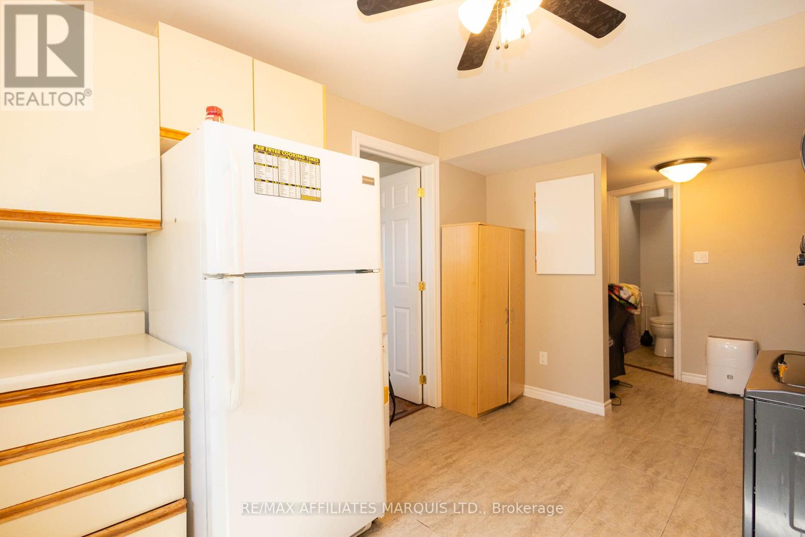 420 BEACH AVENUE - 42