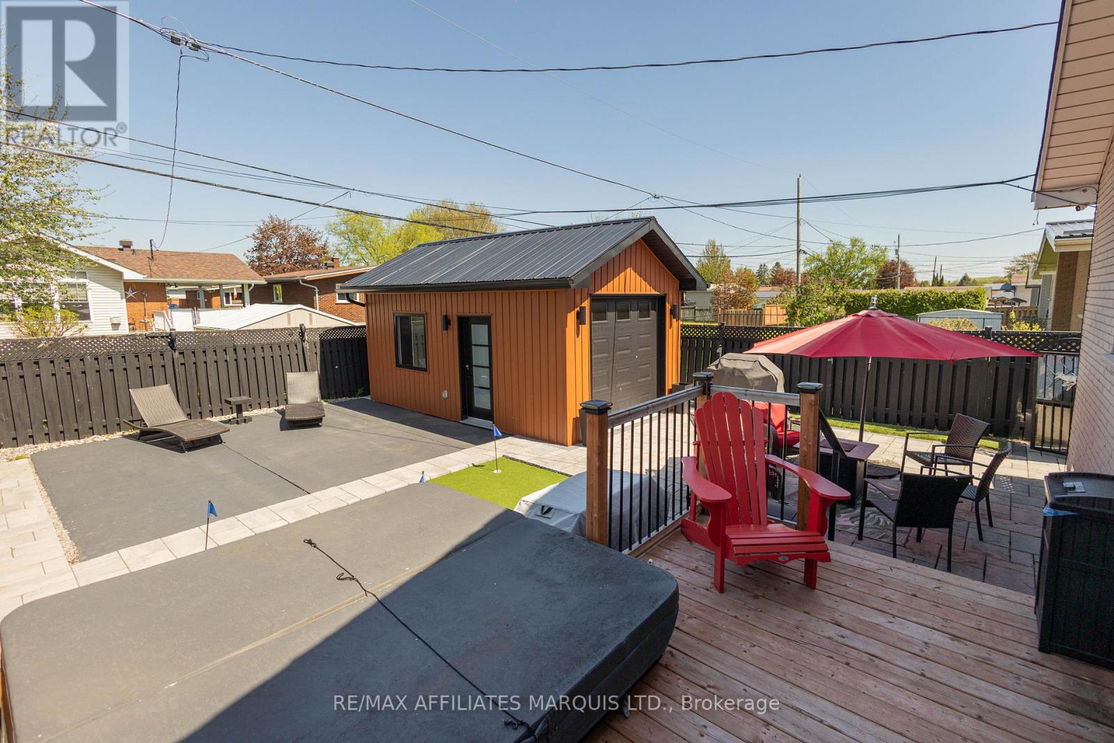 420 BEACH AVENUE - 7