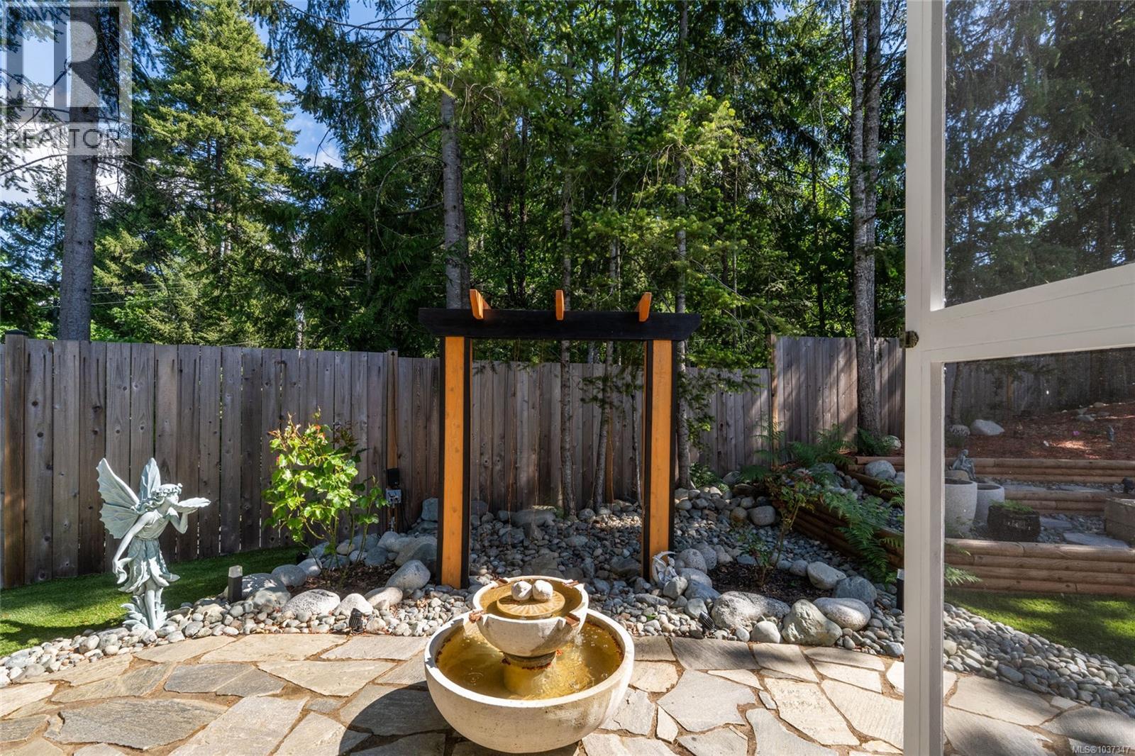 104 Burns Pl, Ladysmith