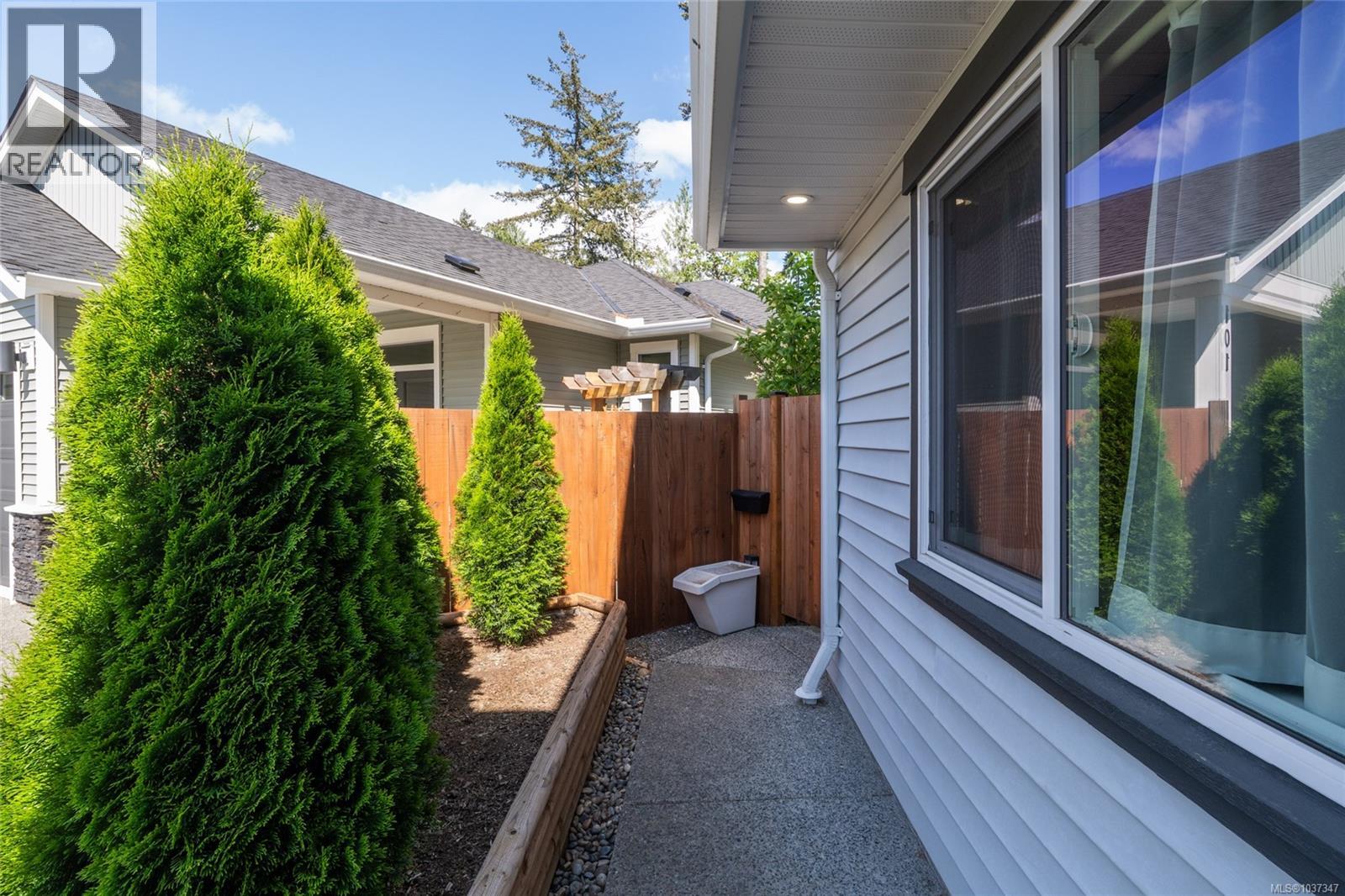 104 Burns Pl, Ladysmith
