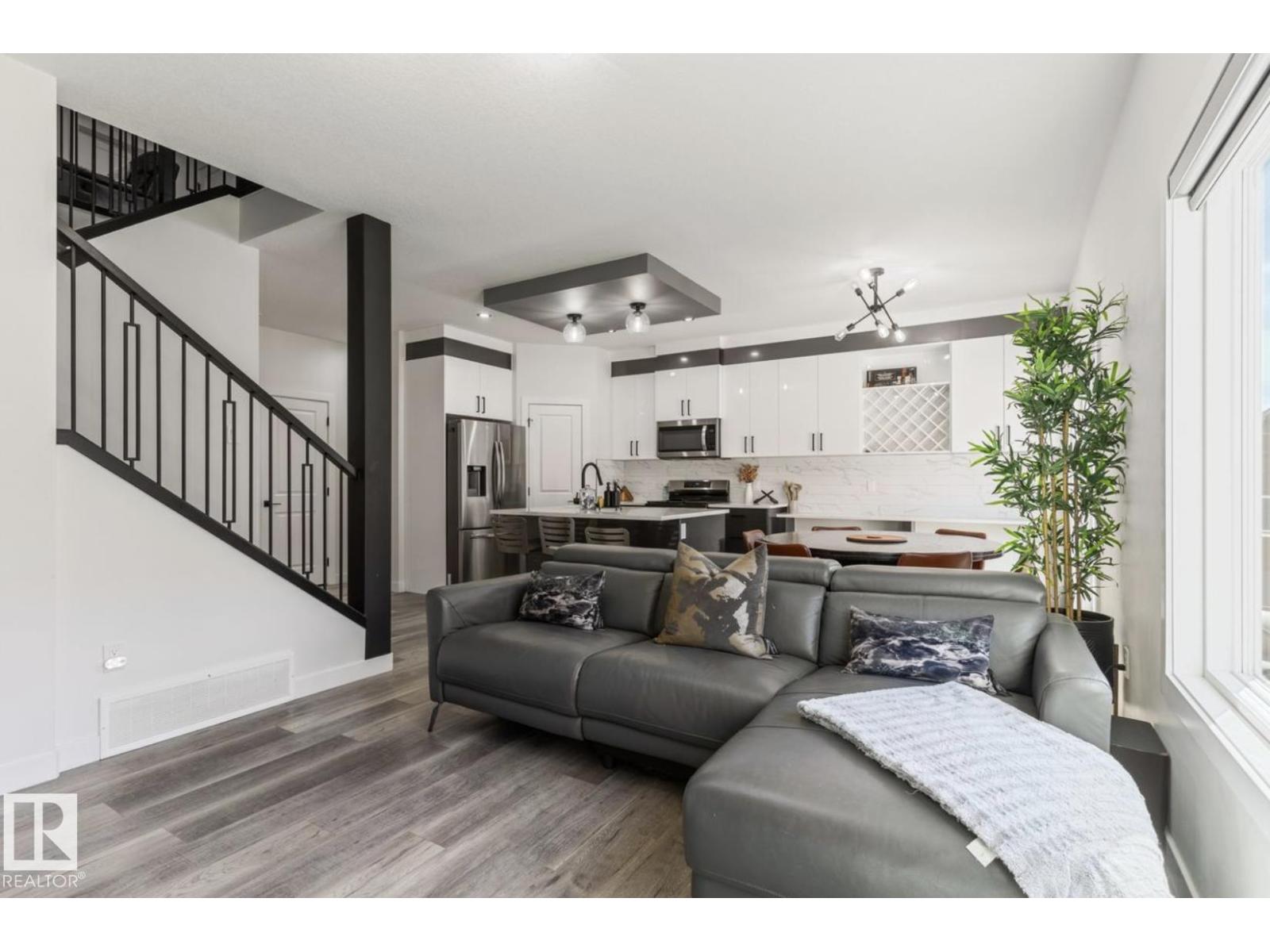 19703 29 Avenue NW - 15