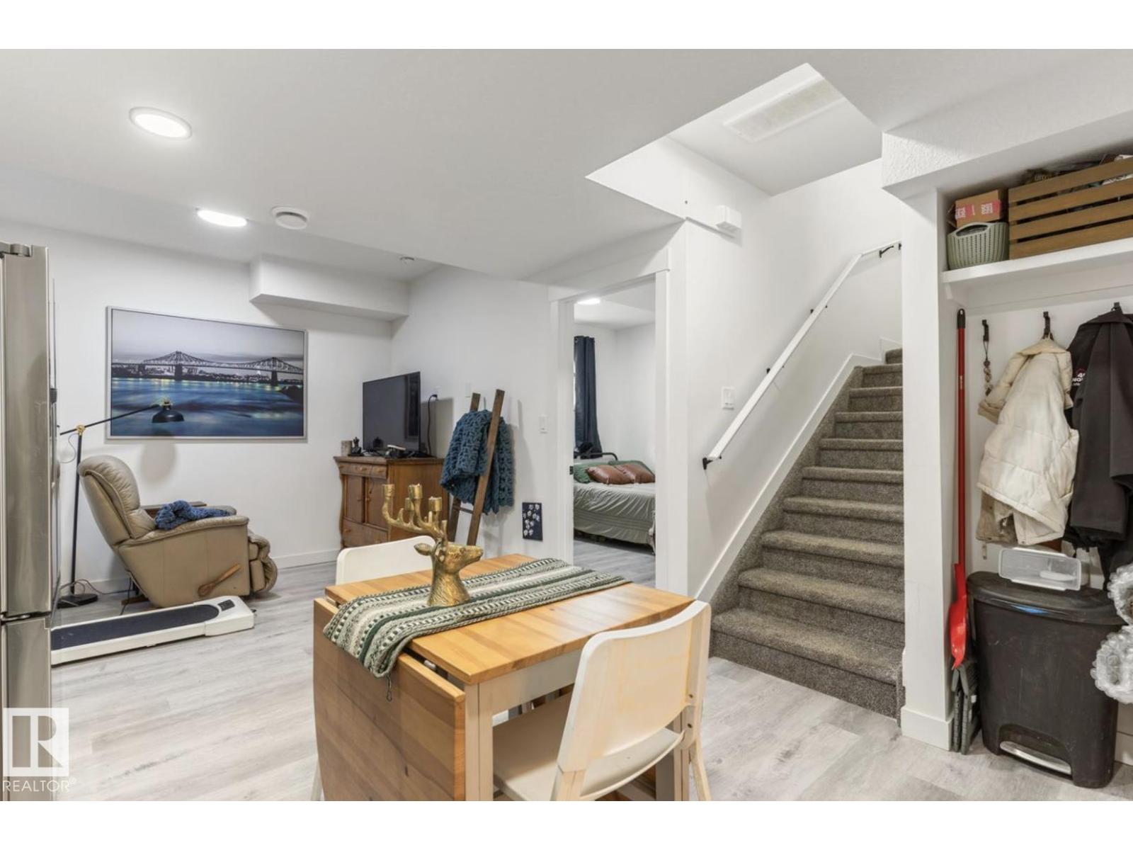 19703 29 Avenue NW - 29