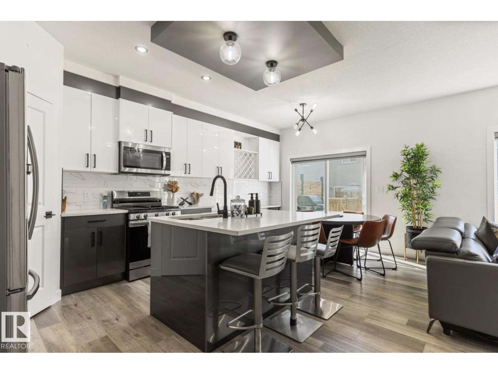 19703 29 Avenue NW - 5