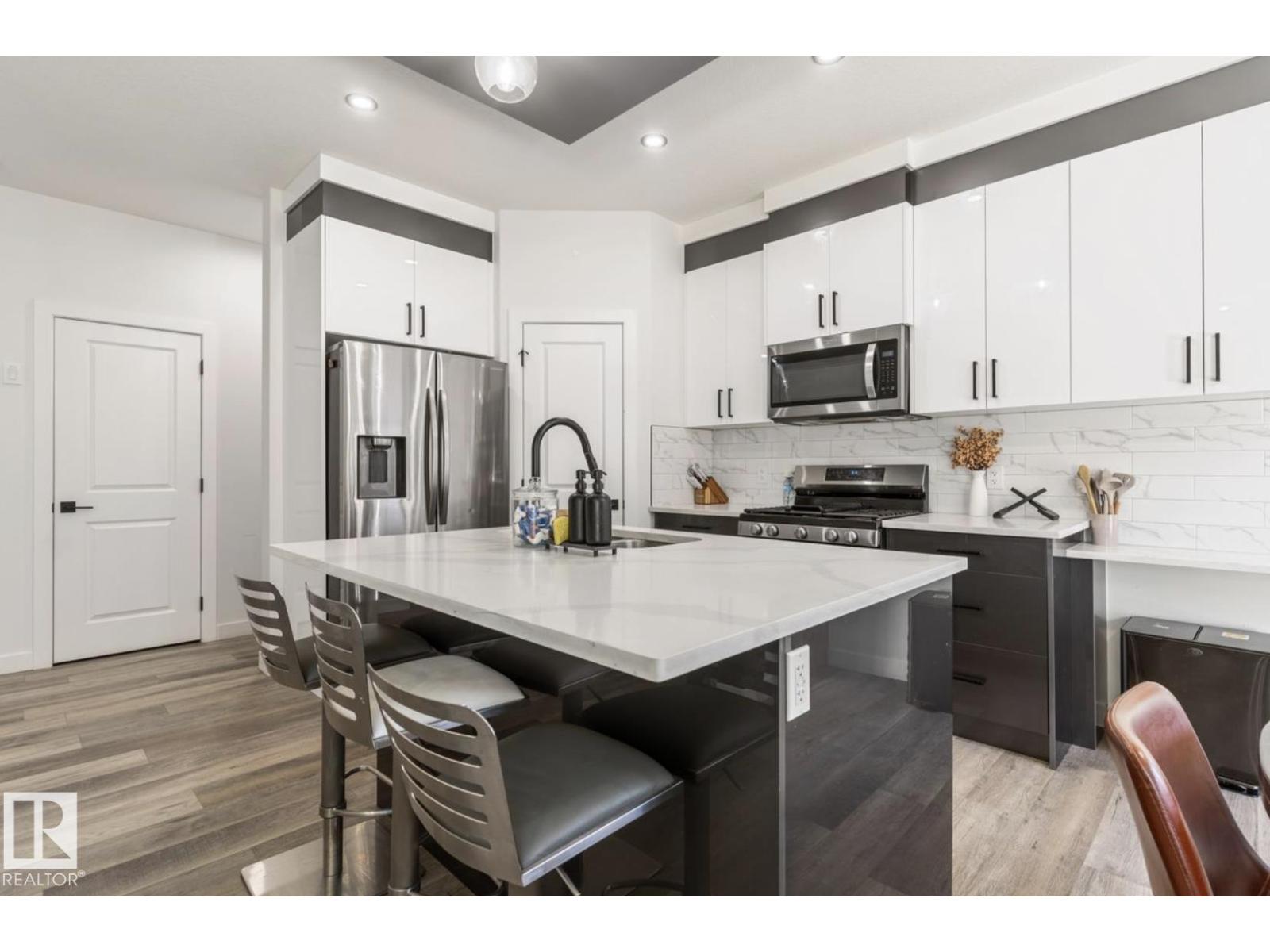 19703 29 Avenue NW - 7