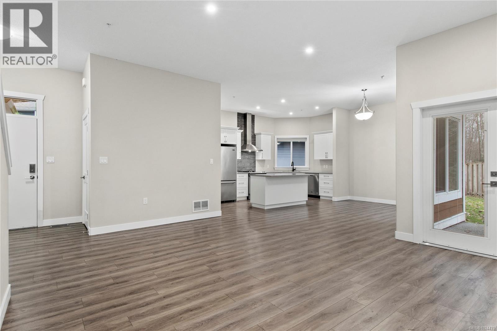 5 2699 Soderholm Rd, Campbell River