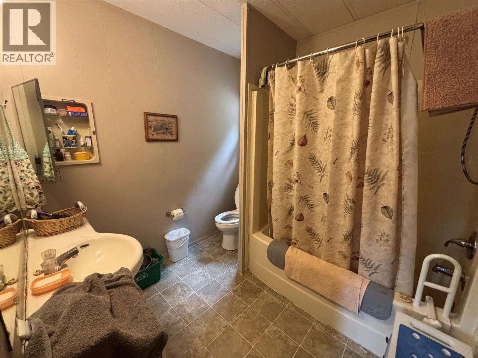 150 North Fork Road, Cherryville