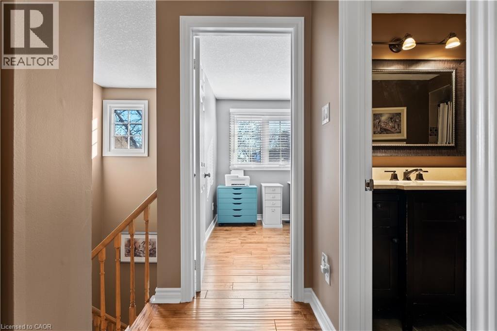 #16 79 BRAEHEID Avenue - 21