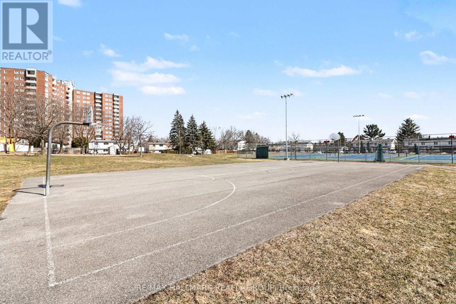 #2 898 ELMSMERE ROAD - 19