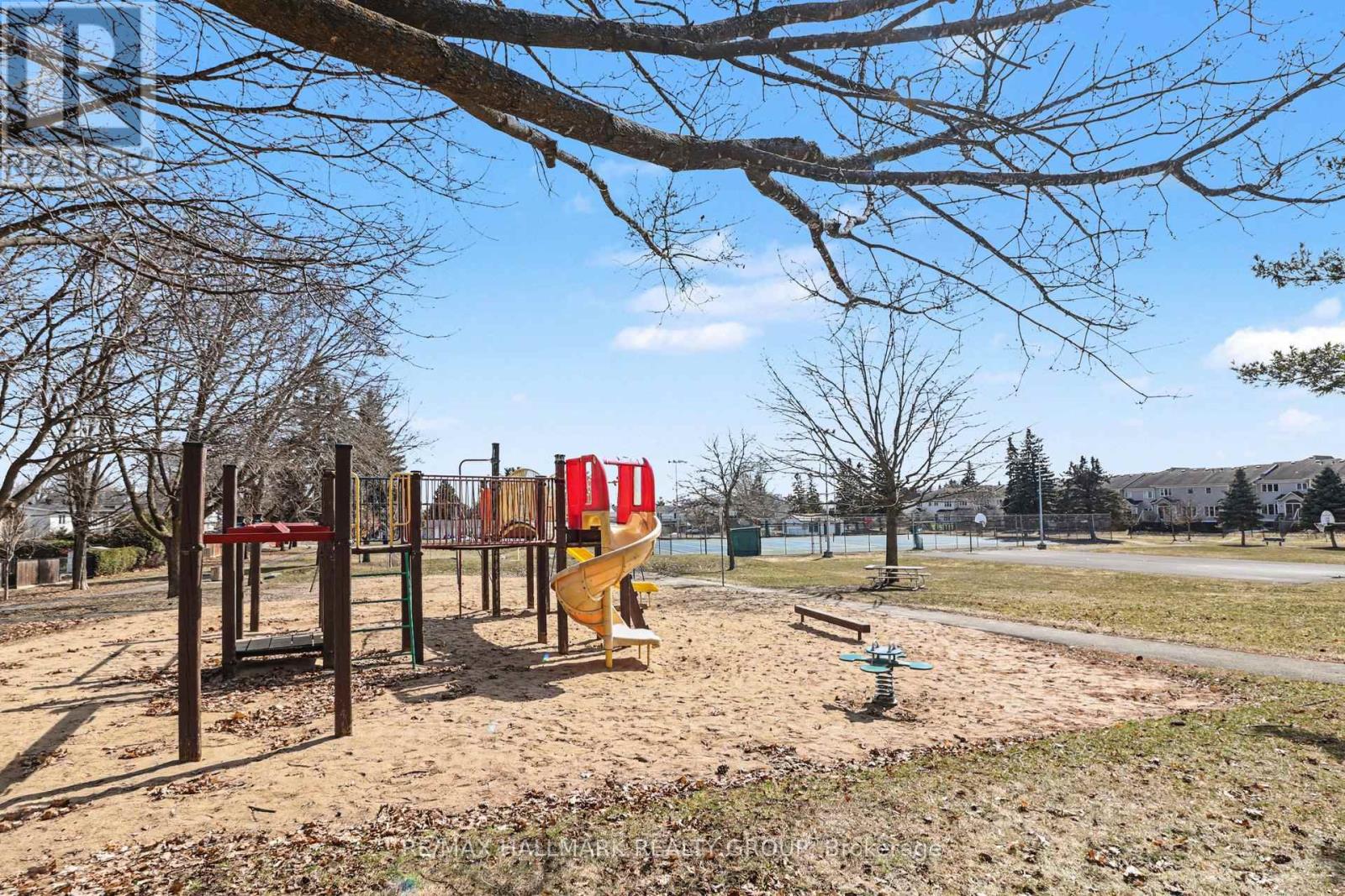 #2 898 ELMSMERE ROAD - 20