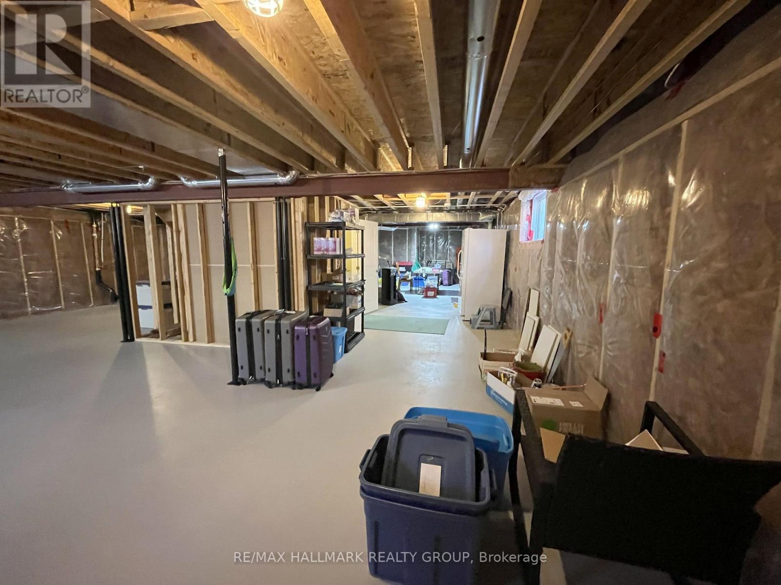 533 PEERLESS STREET - 32