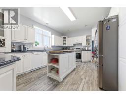 Mud room - 700 Point Church Drive, North Algona Wilberforce, ON K0L3C0 Photo 9