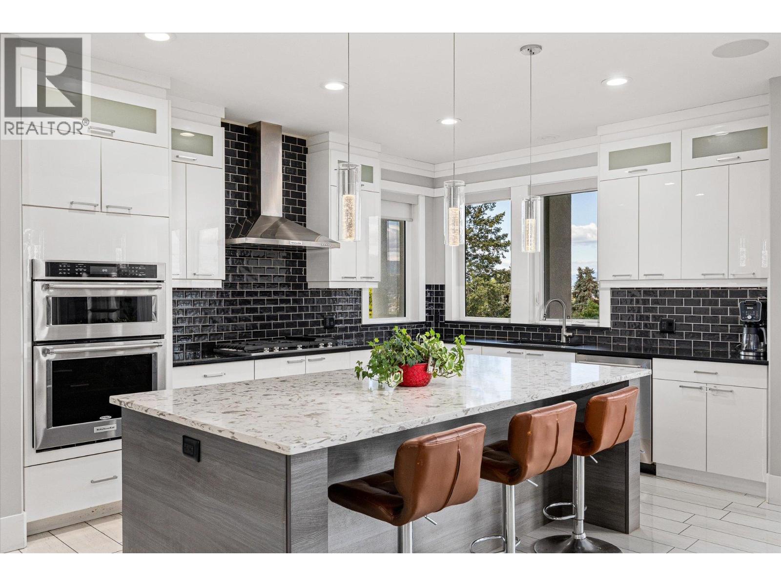 781 Wallace Road, Kelowna