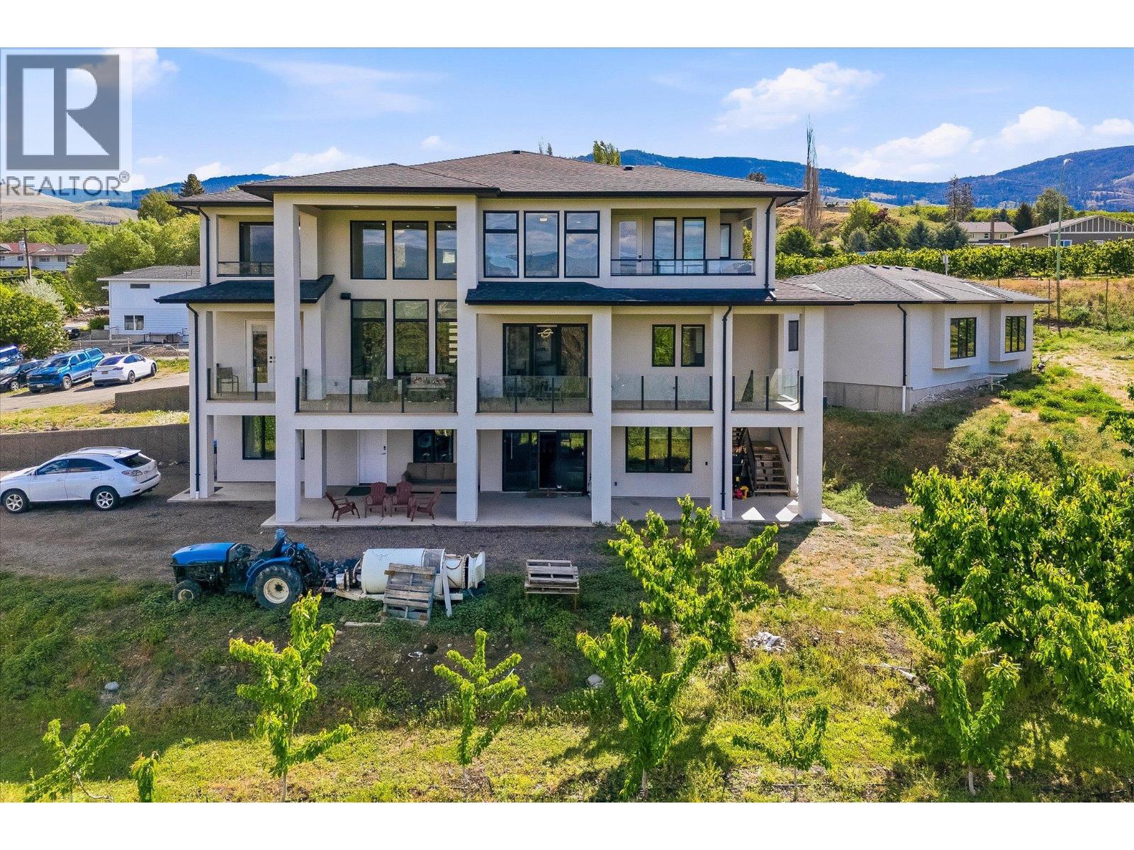 781 Wallace Road, Kelowna