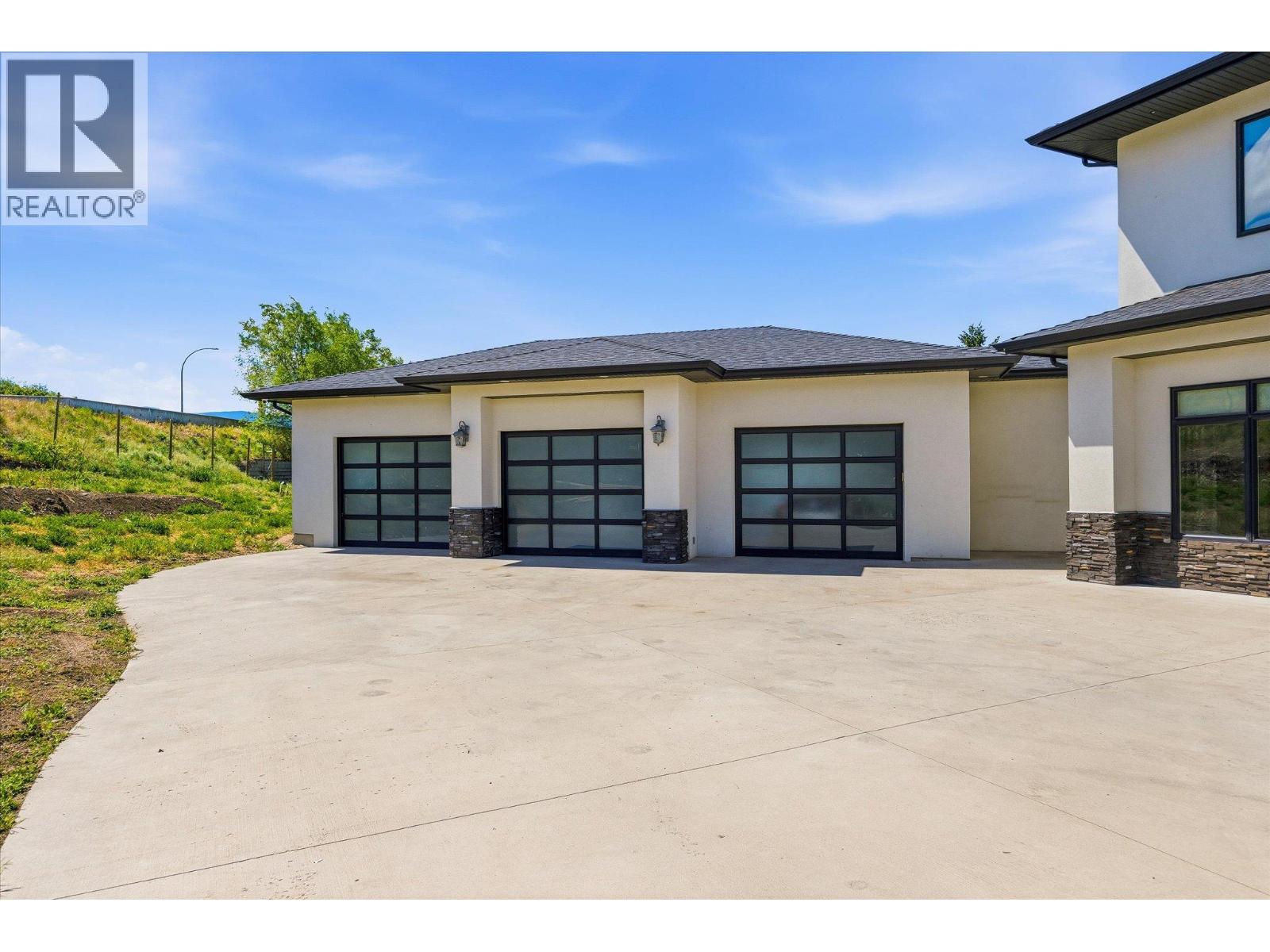 781 Wallace Road, Kelowna