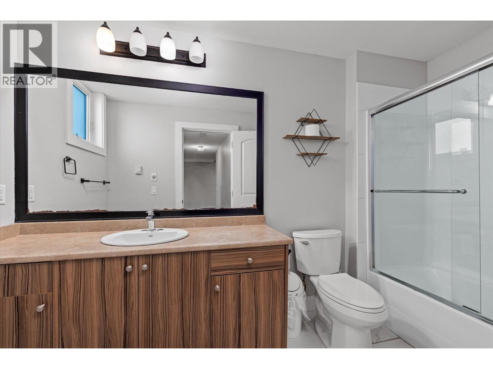 781 Wallace Road, Kelowna