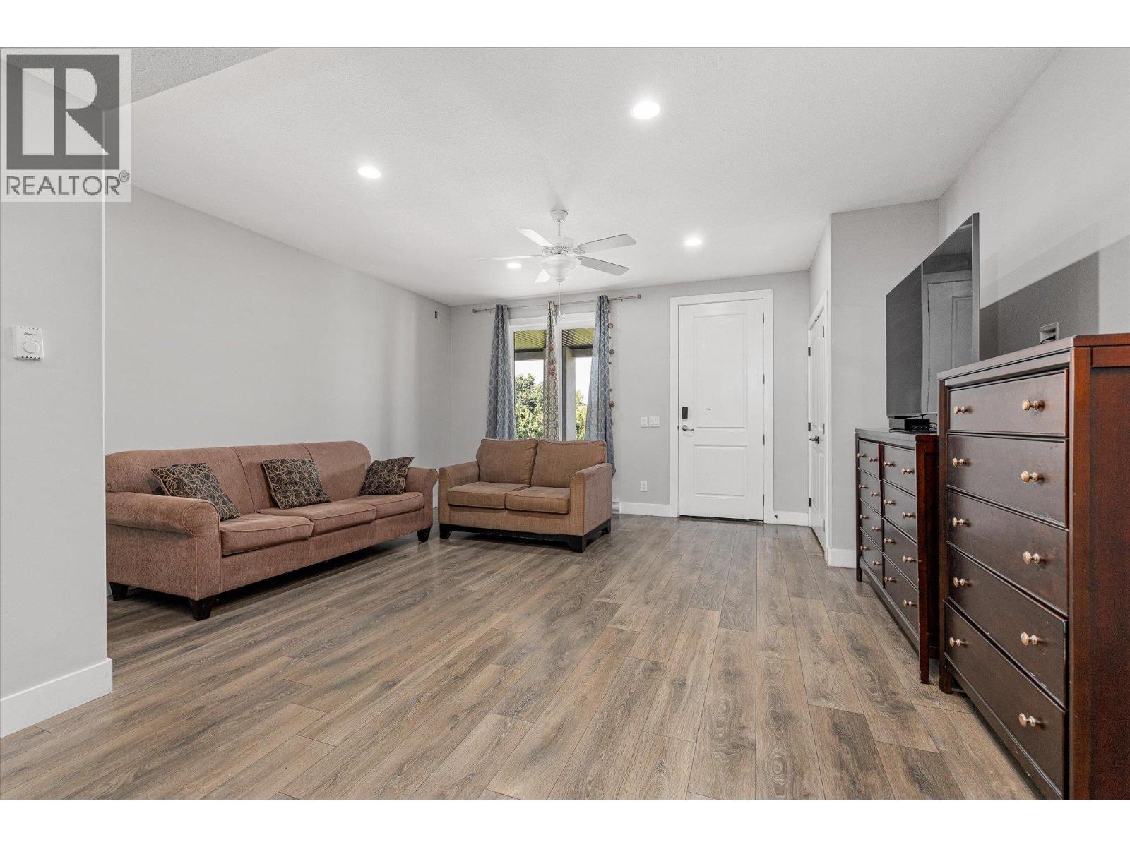 781 Wallace Road, Kelowna