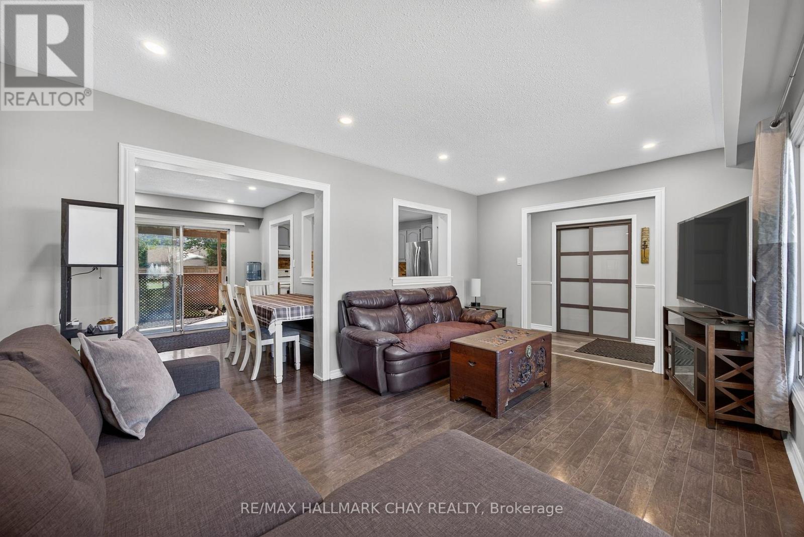 49 BROWN STREET - 10