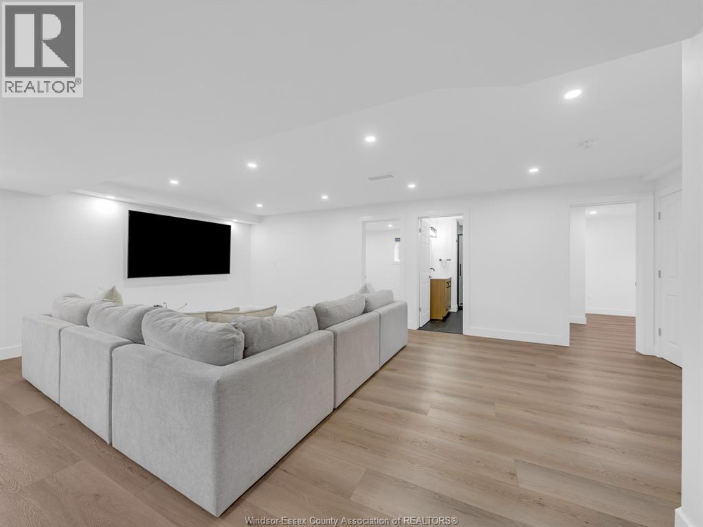 1077 Icewater AVENUE - 24