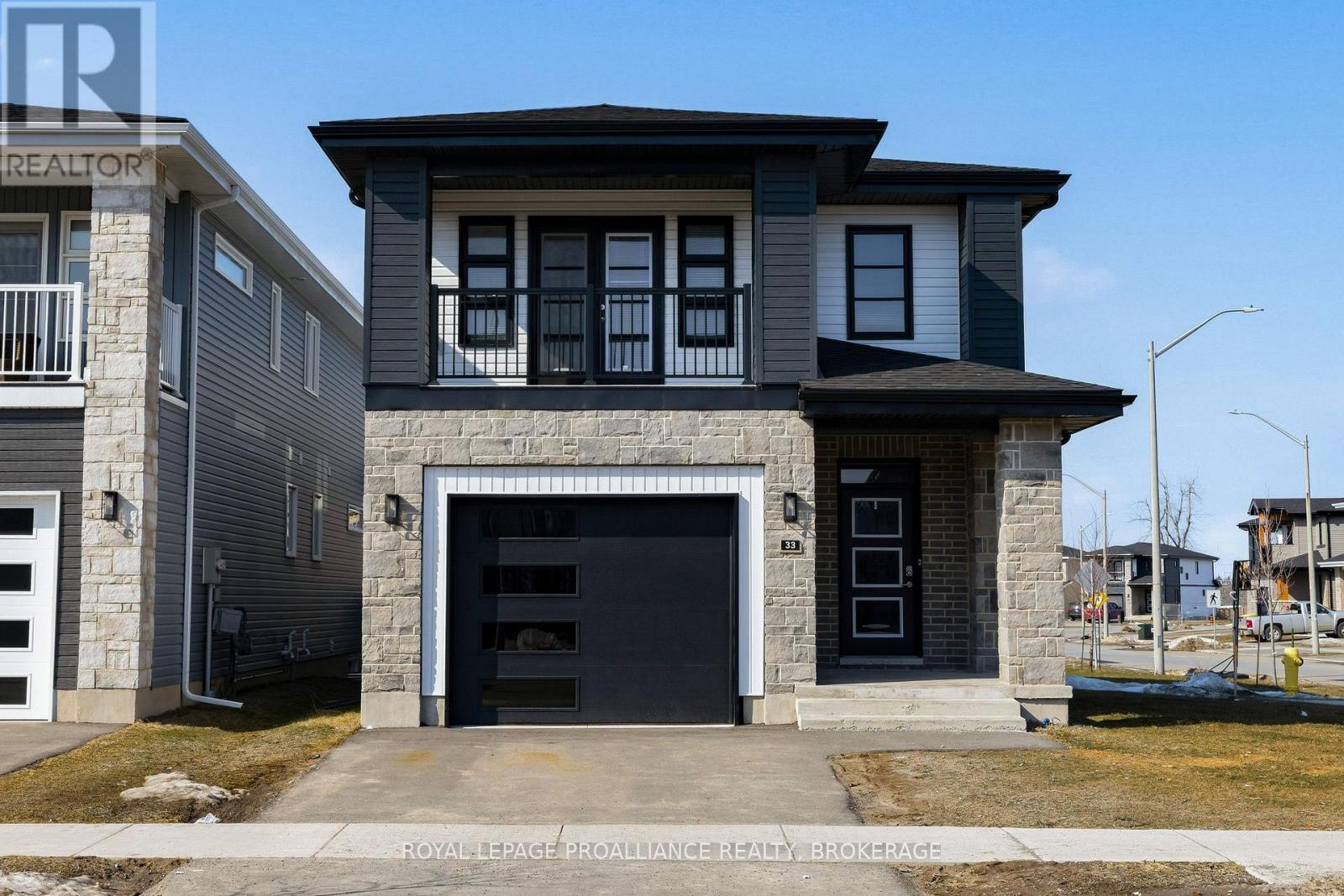 33 WALDEN POND DRIVE - 1