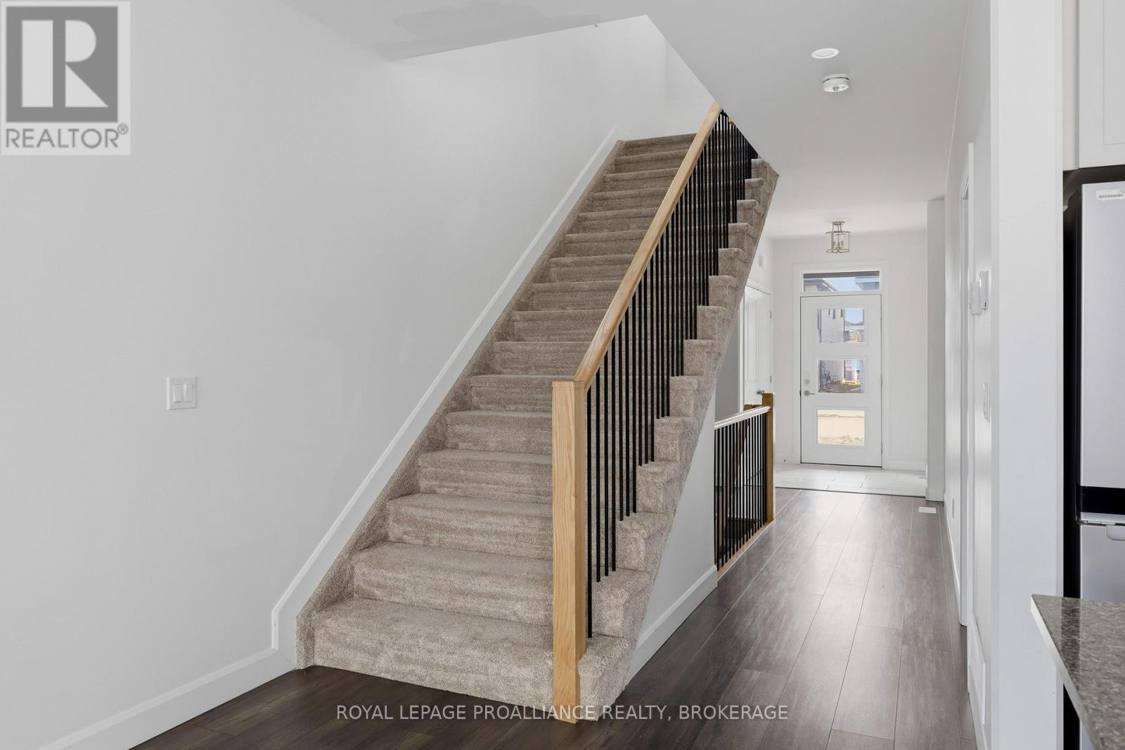 33 WALDEN POND DRIVE - 23