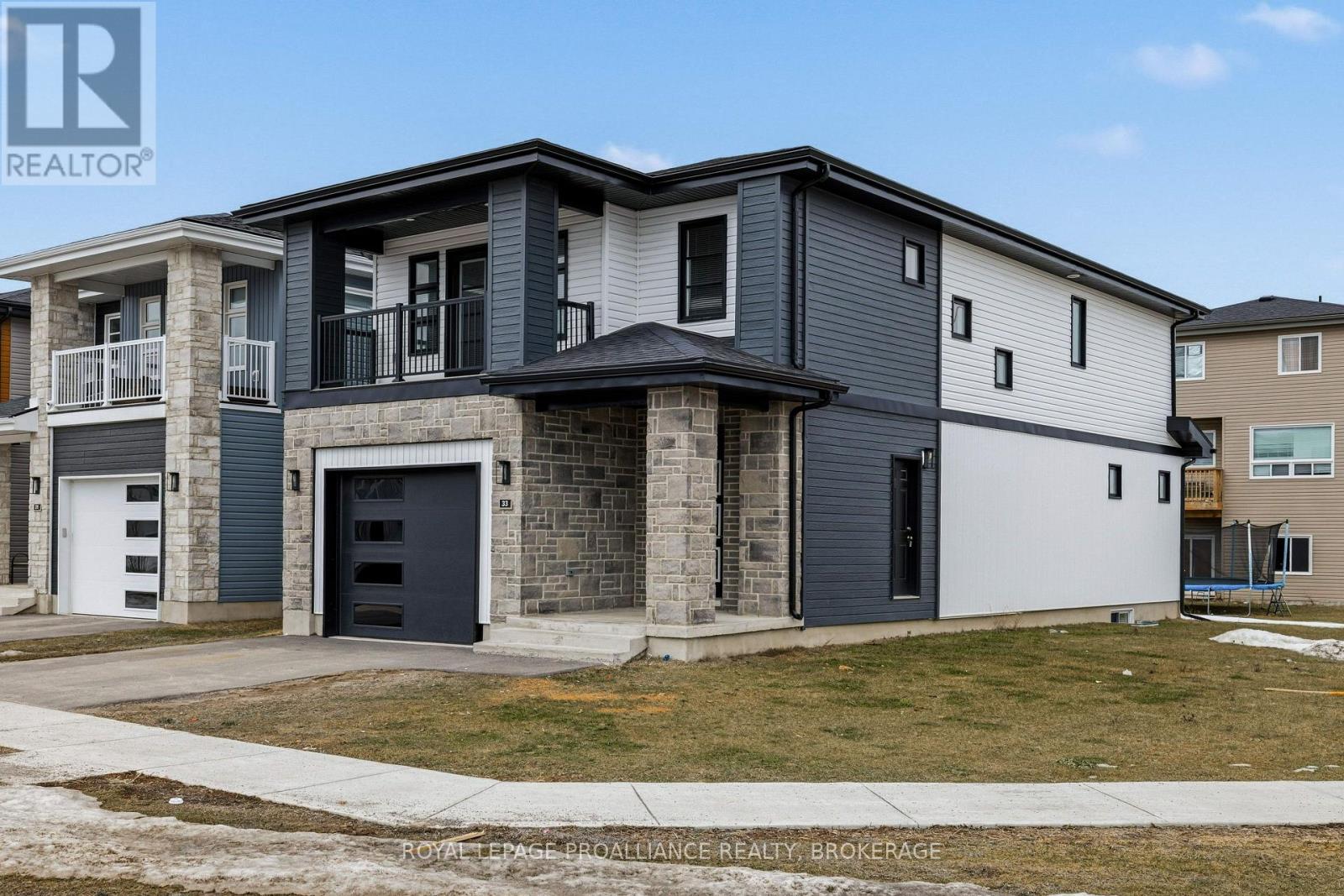 33 WALDEN POND DRIVE - Image 3
