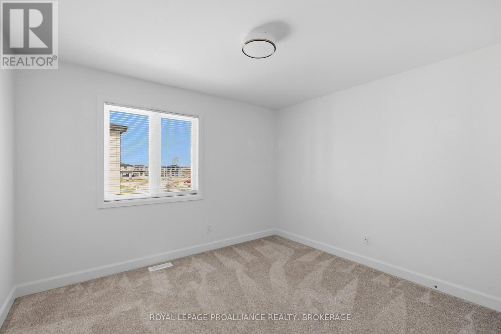 33 WALDEN POND DRIVE - 32