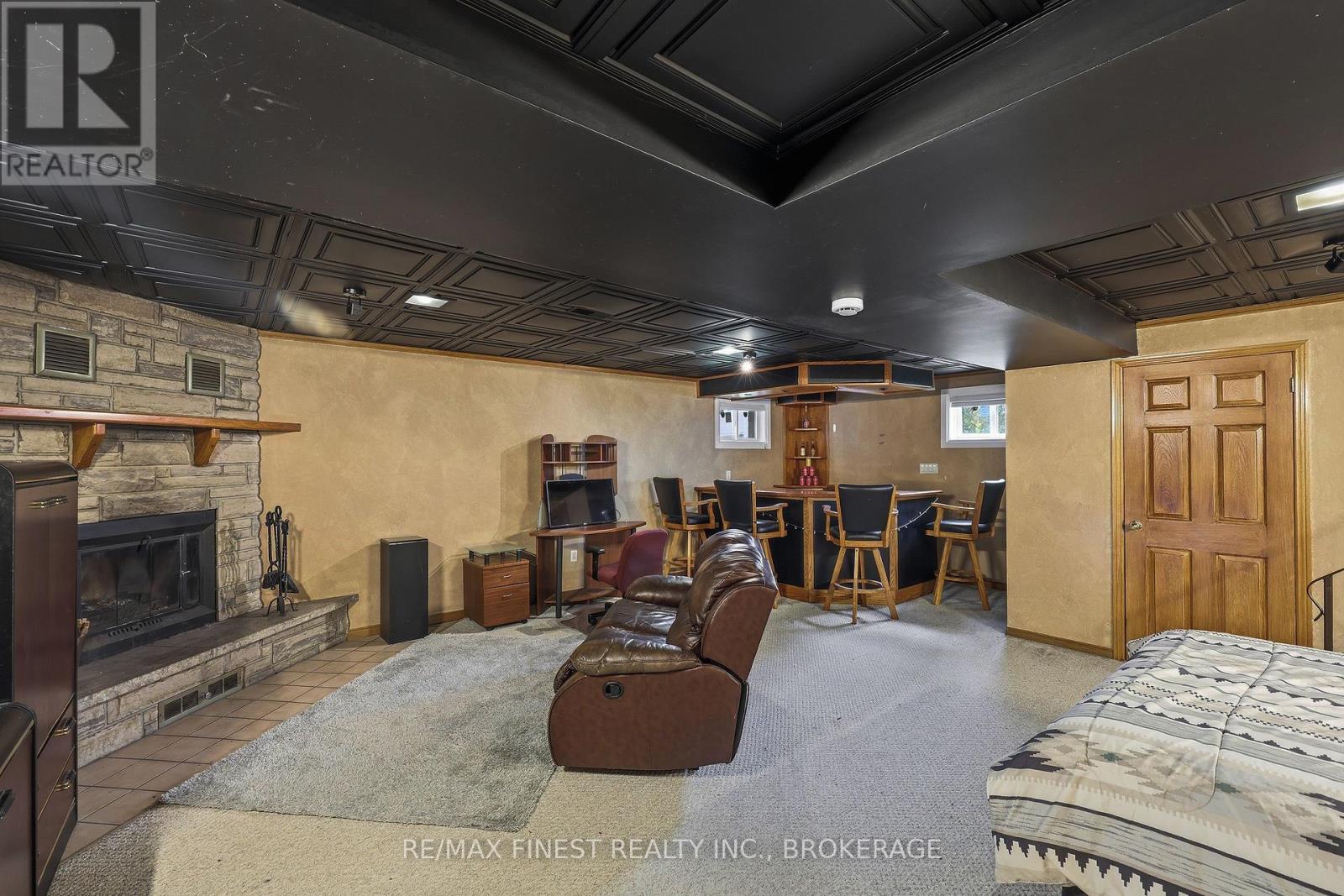 71 CARTWRIGHT STREET - 40