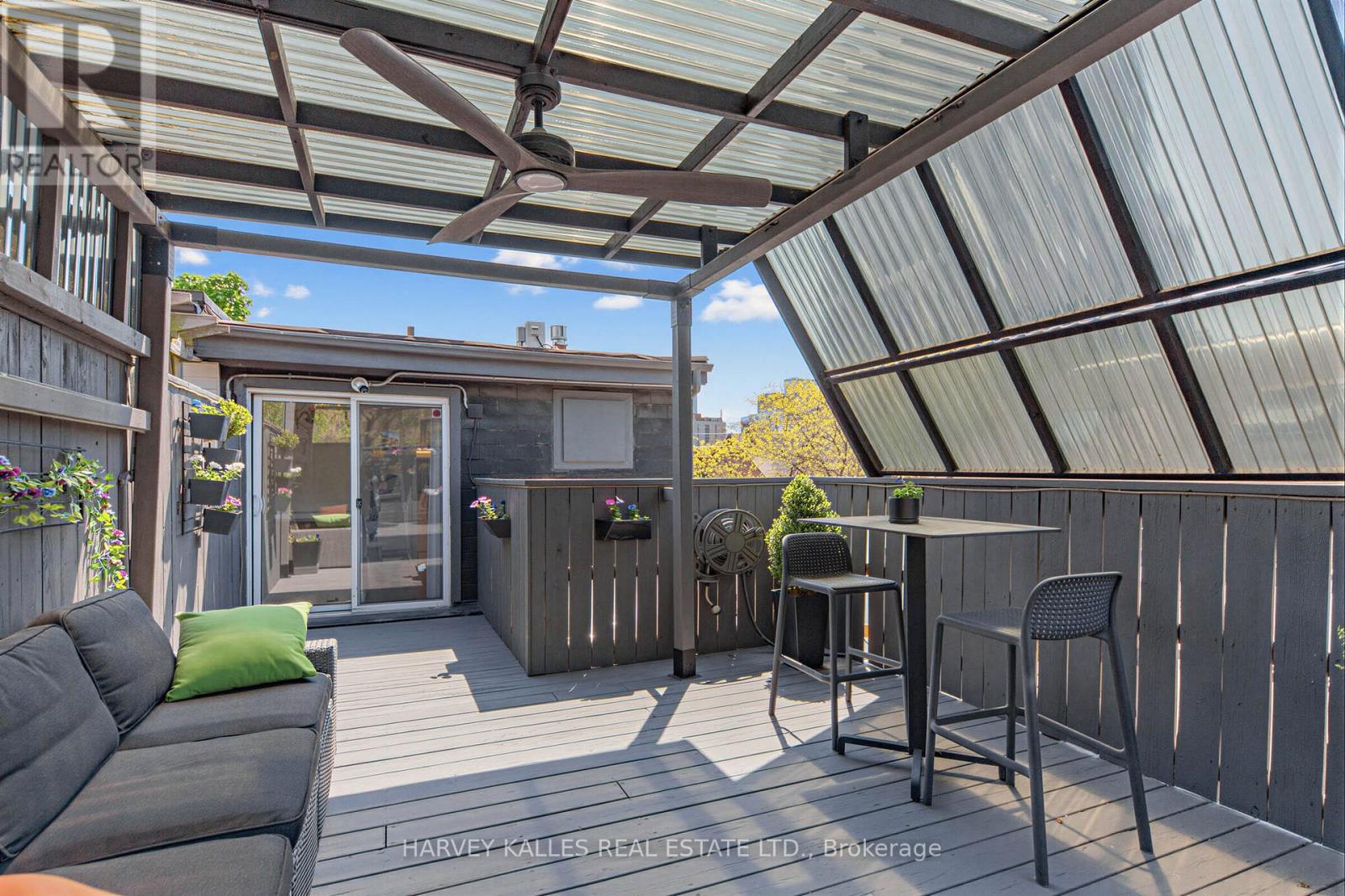 210 GERRARD STREET E - 16