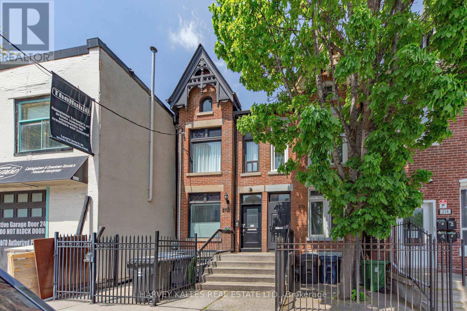 210 GERRARD STREET E - 2