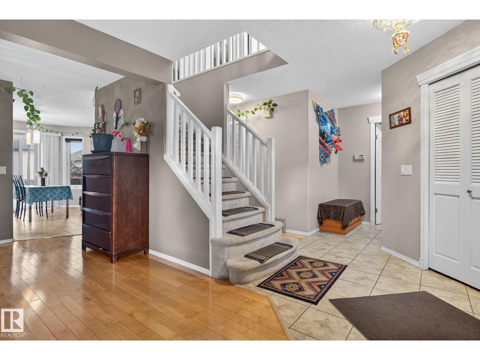 3912 31 ST NW - 3