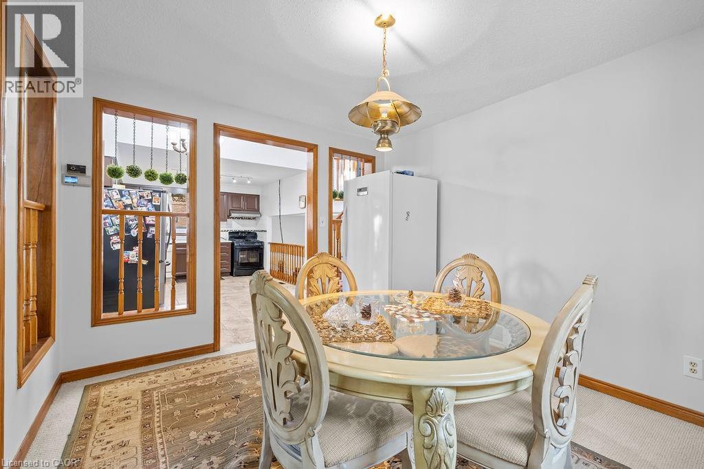 140 SOLOMON Crescent, Hamilton, Ontario, L8W2G7 — Photo 5