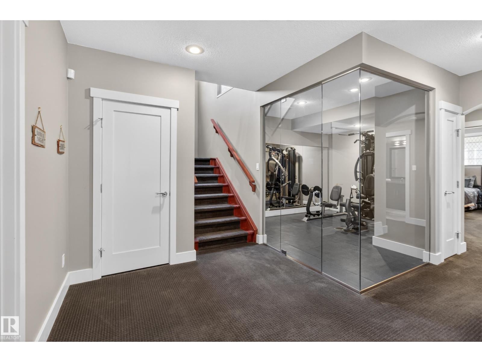#37 52224 RGE ROAD 231 - 34