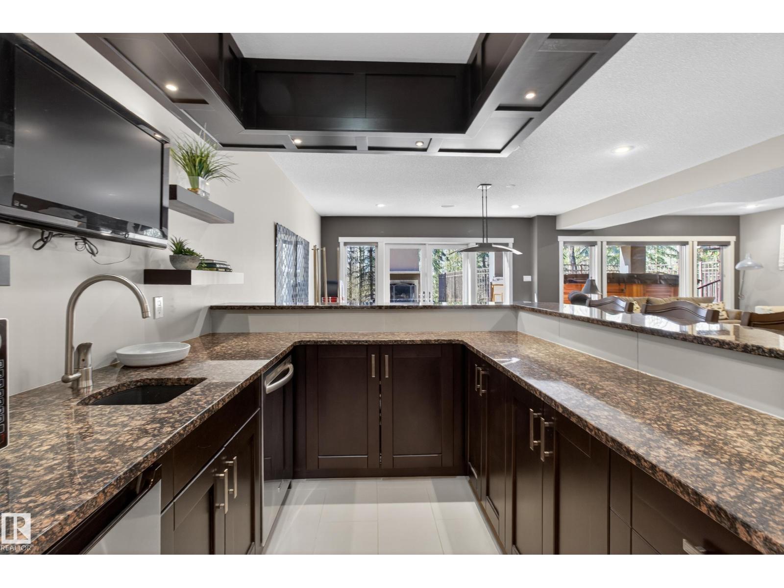 #37 52224 RGE ROAD 231 - 40