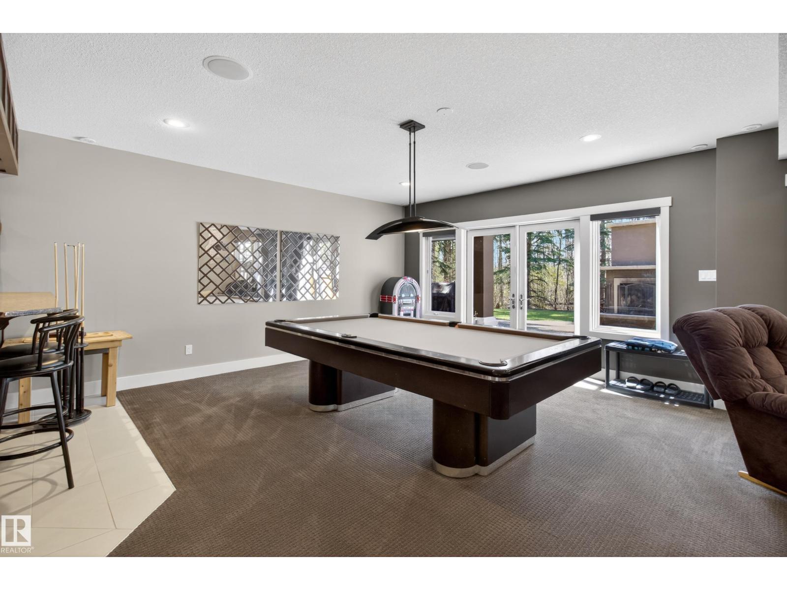 #37 52224 RGE ROAD 231 - 42