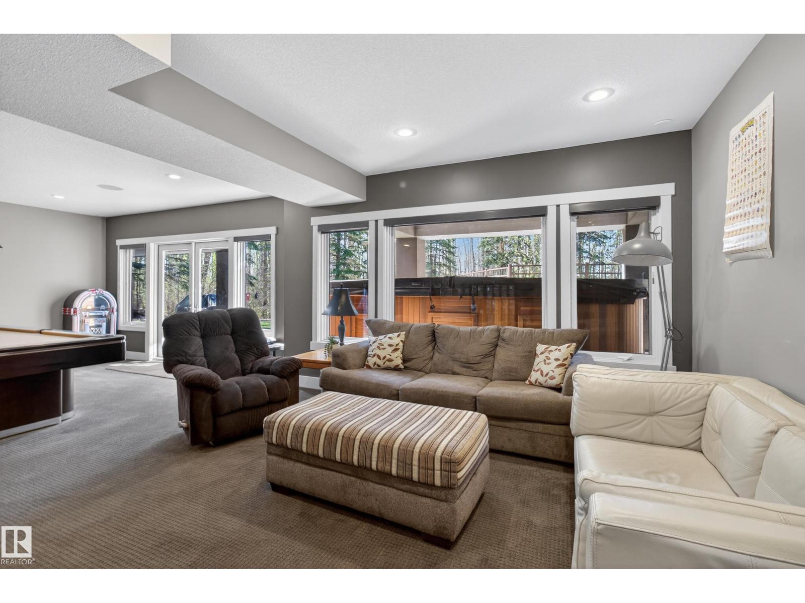 #37 52224 RGE ROAD 231 - 46