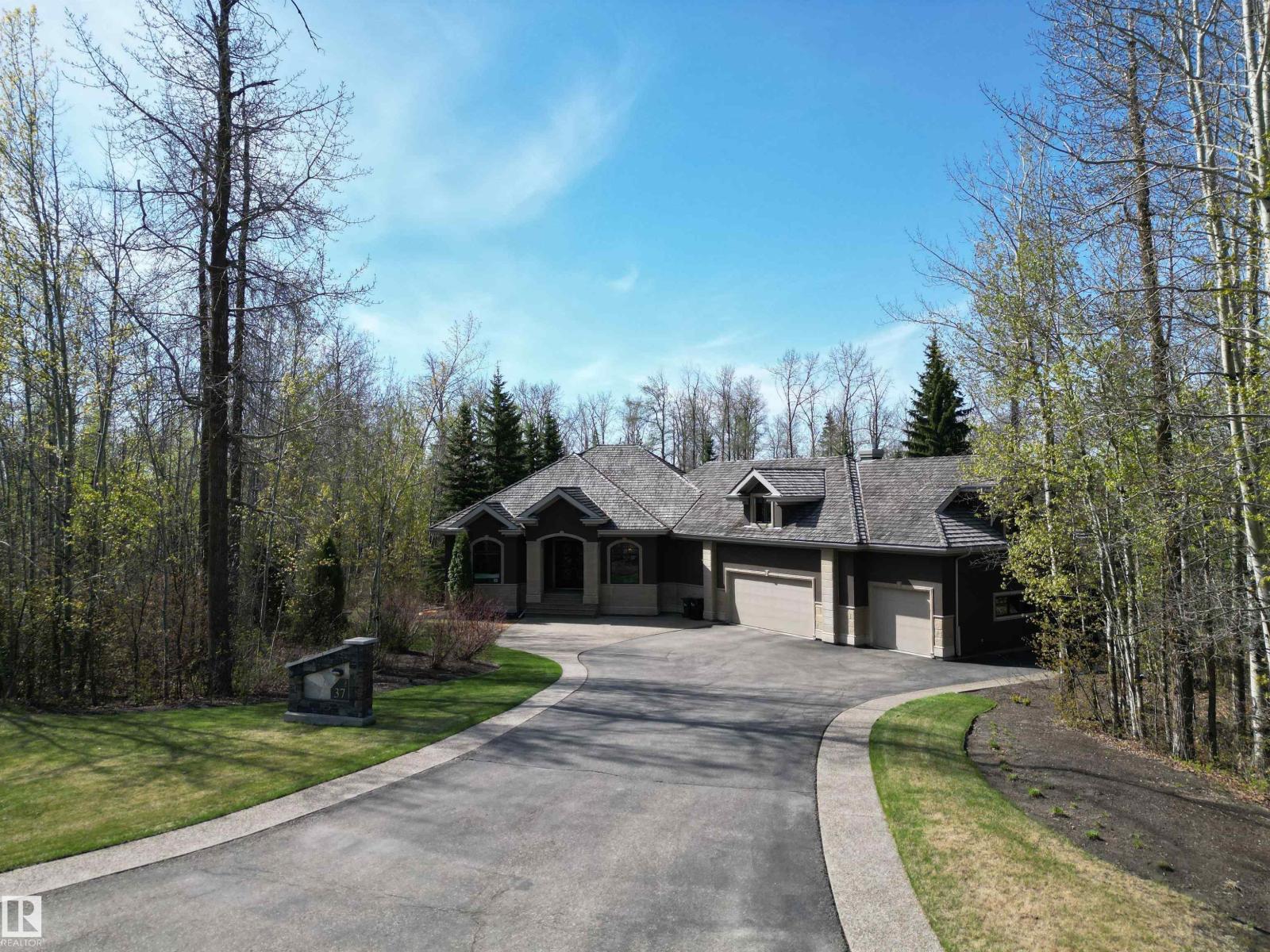 #37 52224 RGE ROAD 231 - 67